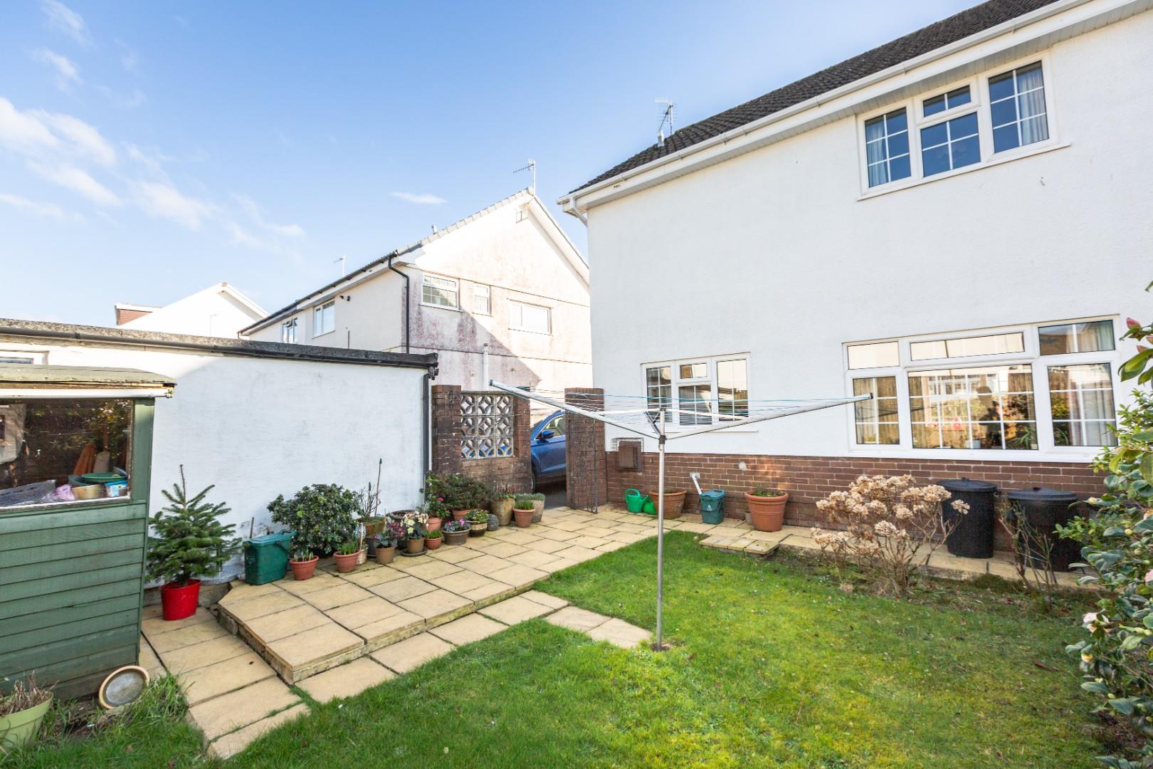 Eastlands Park, Bishopston, Swansea, SA3 3DG